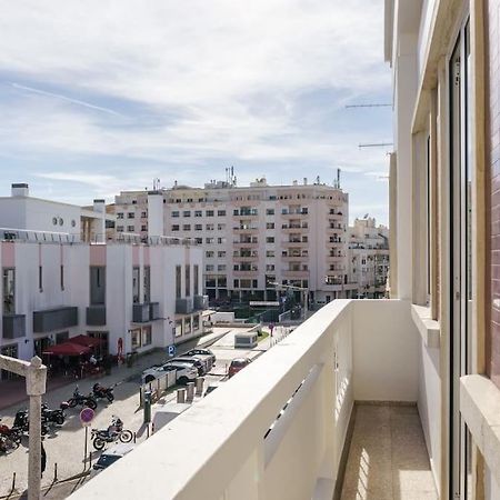 Modern & Bright - Faro Mercado Apt 22 ภายนอก รูปภาพ