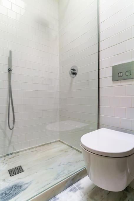 Modern & Bright - Faro Mercado Apt 22 ภายนอก รูปภาพ