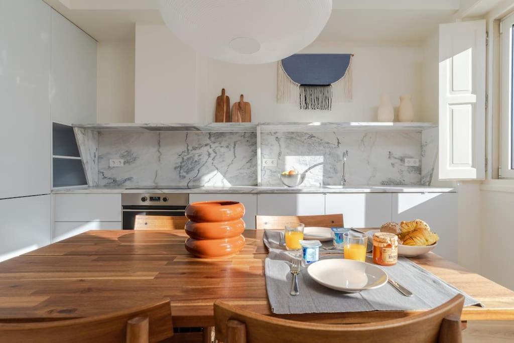Modern & Bright - Faro Mercado Apt 22 ภายนอก รูปภาพ